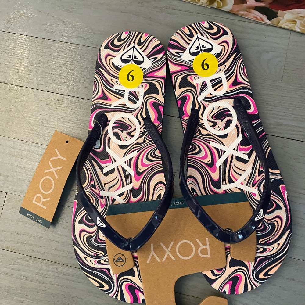 💕NWT ROXY SANDALS💕 - Picture 3 of 5